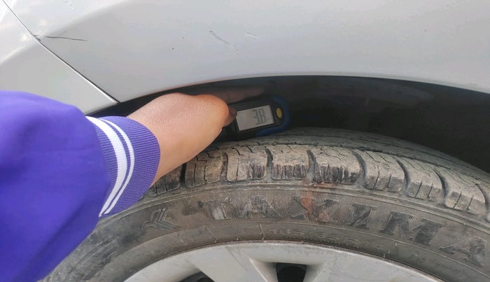 2016 Hyundai Grand i10 SPORTZ 1.2 KAPPA VTVT, Petrol, Manual, 52,865 km, tyre