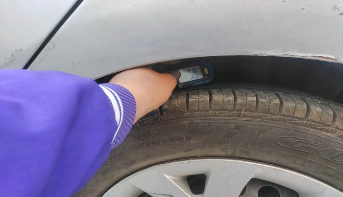 2016 Hyundai Grand i10 SPORTZ 1.2 KAPPA VTVT, Petrol, Manual, 52,865 km, tyre