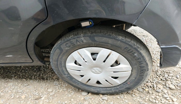 2020 Maruti Alto LXI, Petrol, Manual, 24,699 km, tyre