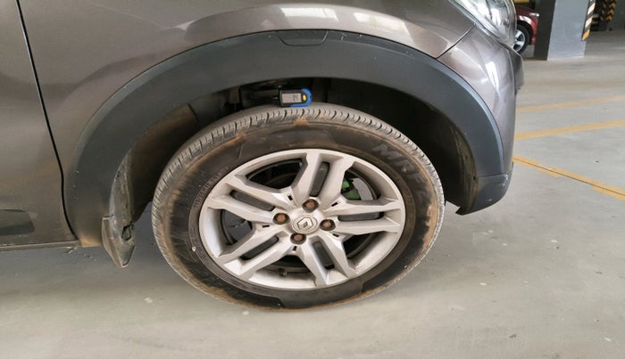 2023 Renault TRIBER RXZ, Petrol, Manual, 84,059 km, tyre