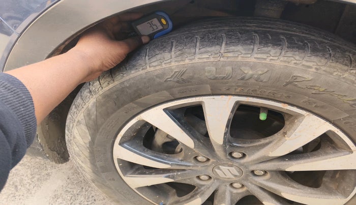 2017 Maruti S Cross ZETA 1.3, Diesel, Manual, 58,305 km, tyre