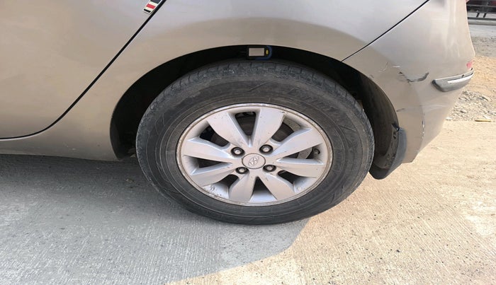 2013 Hyundai i20 SPORTZ 1.2, CNG, Manual, 1,11,480 km, tyre