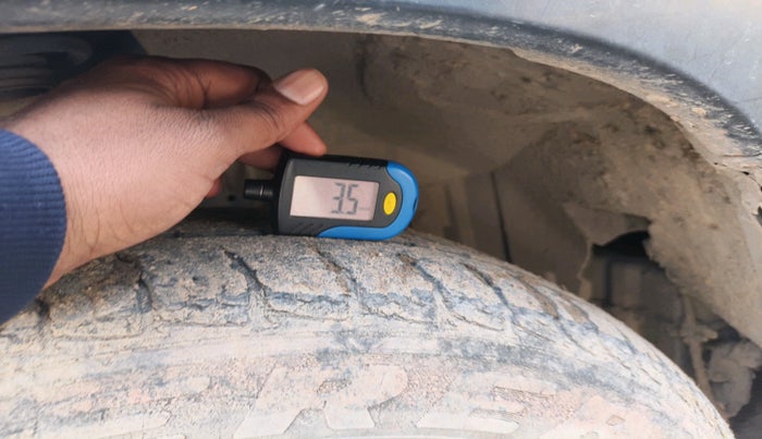 2018 Maruti Vitara Brezza VDI, Diesel, Manual, 89,111 km, tyre