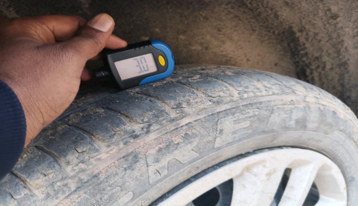 2018 Maruti Vitara Brezza VDI, Diesel, Manual, 89,111 km, tyre