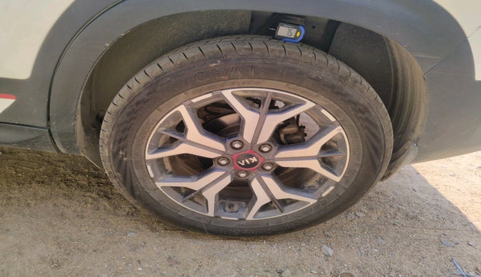 2019 KIA SELTOS GTX PLUS DCT 1.4 PETROL, Petrol, Automatic, 1,31,231 km, tyre