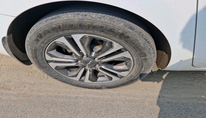 2022 KIA CARNIVAL LIMOUSINE PLUS 2.2 7 STR, Diesel, Automatic, 90,396 km, tyre