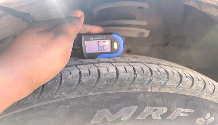 2012 Maruti Swift VDI, Diesel, Manual, 1,29,111 km, tyre