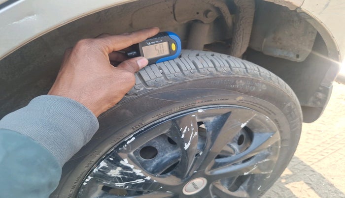 2013 Maruti Wagon R 1.0 VXI, Petrol, Manual, 54,091 km, tyre