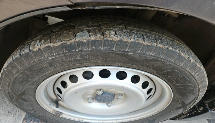 2017 Maruti Baleno SIGMA PETROL 1.2, Petrol, Manual, 73,869 km, tyre