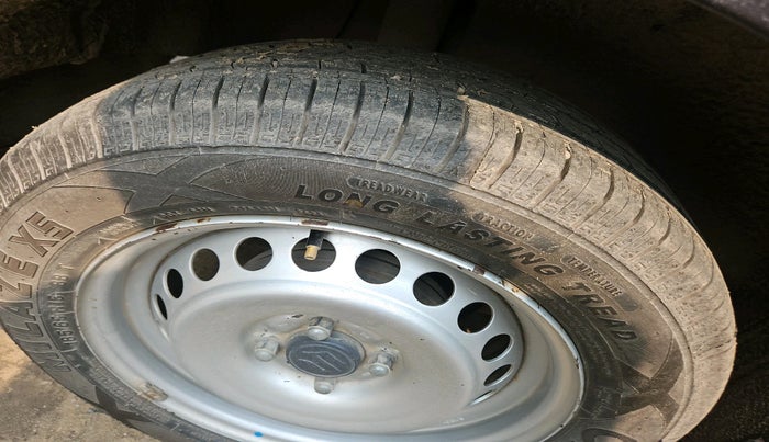 2017 Maruti Baleno SIGMA PETROL 1.2, Petrol, Manual, 73,869 km, tyre