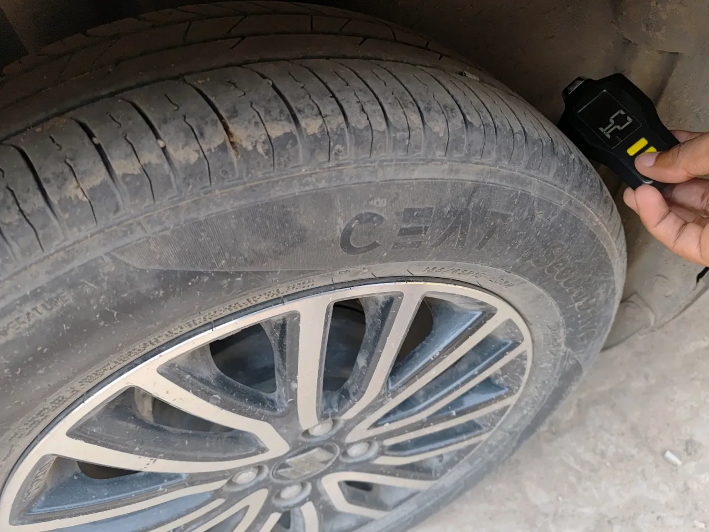2019 Maruti Dzire ZXI PLUS, Petrol, Manual, 51,268 km, tyre