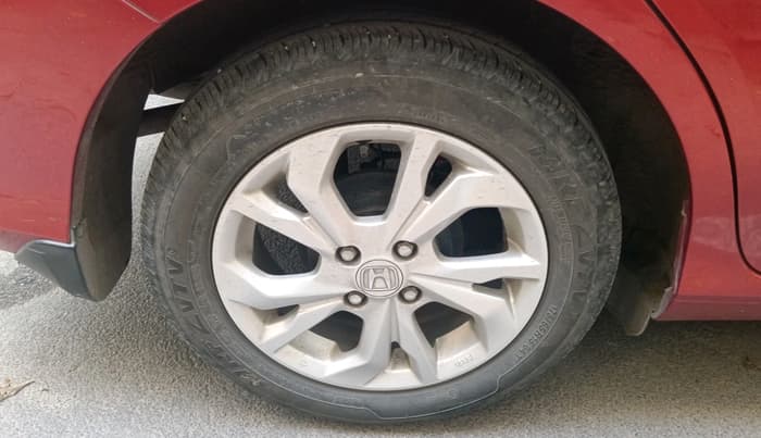 2021 Honda Amaze 1.2L I-VTEC VX CVT, Petrol, Automatic, 32,835 km, tyre