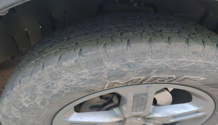 2024 Mahindra Thar LX D HT 2WD MT, Diesel, Manual, 47,338 km, tyre