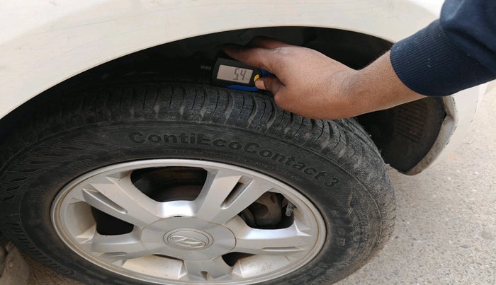 2011 Hyundai i20 SPORTZ 1.2, Petrol, Manual, 23,381 km, tyre