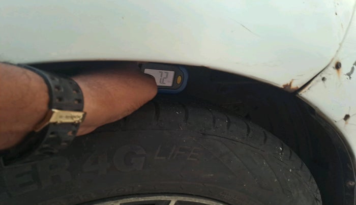 2011 Hyundai i10 SPORTZ 1.2, Petrol, Manual, 71,502 km, tyre