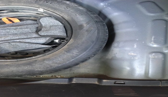 2019 Hyundai VENUE SX PLUS 1.0 TURBO DCT, Petrol, Automatic, 74,197 km, tyre