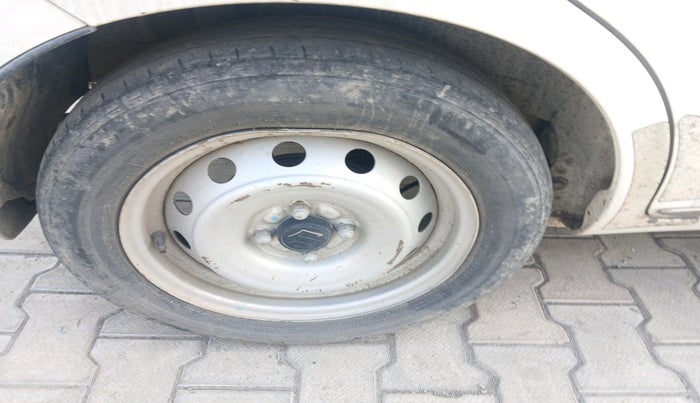 2017 Maruti IGNIS SIGMA 1.2, CNG, Manual, 95,755 km, tyre