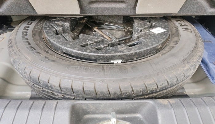 2017 Hyundai Creta SX PLUS 1.6 PETROL, Petrol, Manual, 73,231 km, tyre