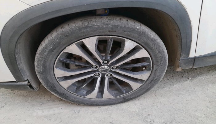 2021 MG HECTOR PLUS SHARP 2.0 DIESEL TURBO MT 6-STR, Diesel, Manual, 1,08,679 km, tyre