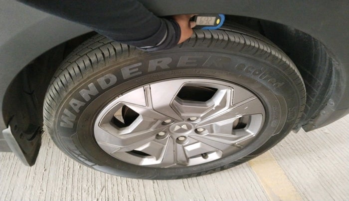 2024 Mahindra XUV 3XO MX3 Pro 1.2 L TCMPFI AT, Petrol, Automatic, 24,521 km, tyre