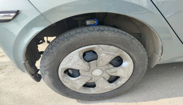 2024 Tata TIAGO EV XT MEDIUM RANGE, Electric, Automatic, 33,781 km, tyre