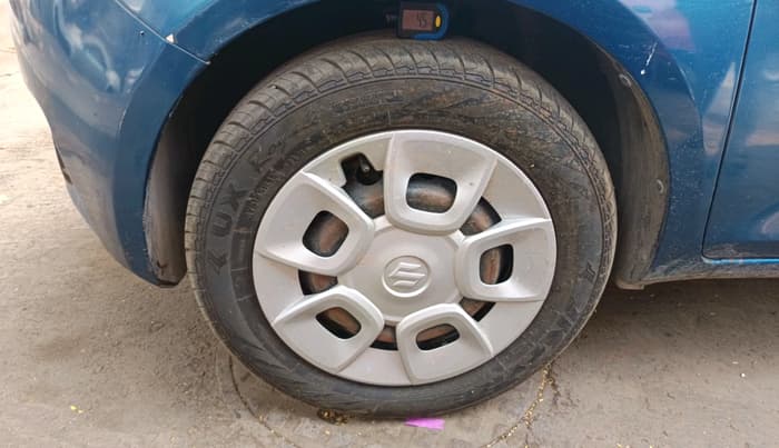 2017 Maruti IGNIS DELTA 1.2, Petrol, Manual, 40,845 km, tyre