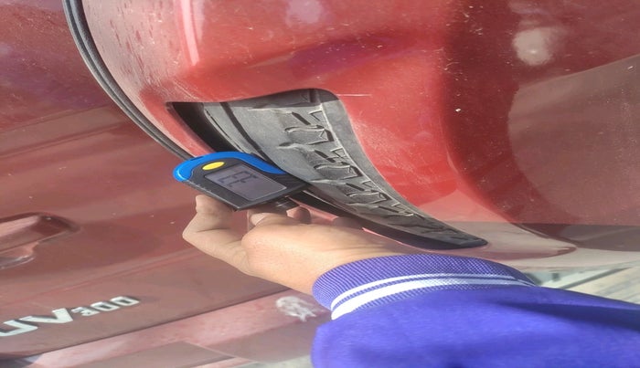 2017 Mahindra TUV300 T8 AMT, Diesel, Automatic, 1,03,199 km, tyre