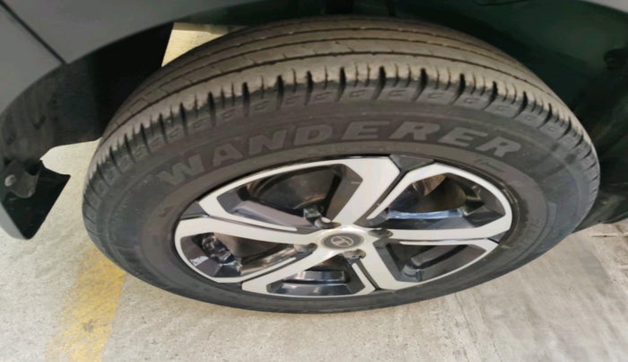 2022 Tata NEXON EV MAX XZ PLUS FAST CHARGER, Electric, Automatic, 72,430 km, tyre