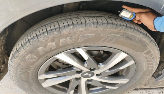 2023 Mahindra XUV700 AX 5 D MT 7 STR, Diesel, Manual, 39,457 km, tyre