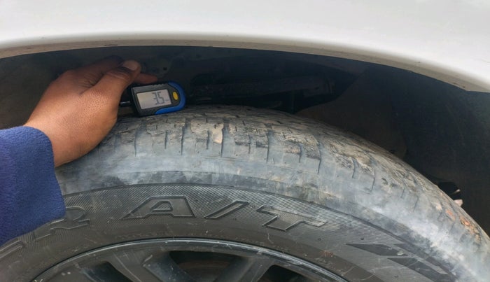 2016 Toyota Fortuner 3.0 4X2 AT, Diesel, Automatic, 1,30,000 km, tyre