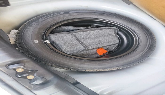 2024 Hyundai NEW I20 SPORTZ 1.2 MT, Petrol, Manual, 15,804 km, tyre