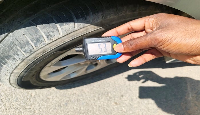 2016 Ford New Figo TITANIUM 1.5 PETROL AT, Petrol, Automatic, 50,939 km, tyre