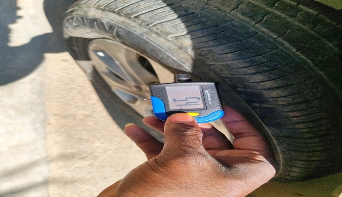 2016 Ford New Figo TITANIUM 1.5 PETROL AT, Petrol, Automatic, 50,939 km, tyre