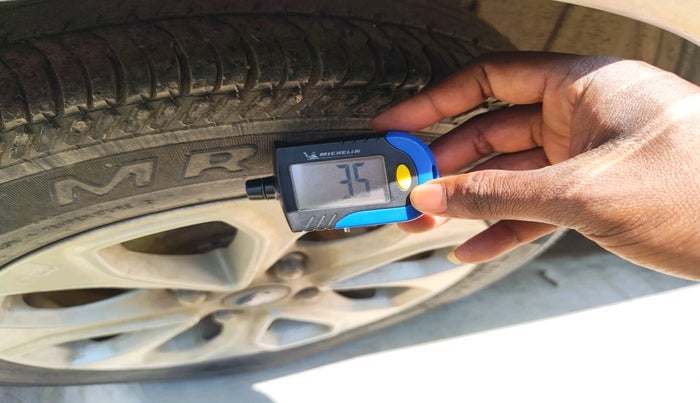 2016 Ford New Figo TITANIUM 1.5 PETROL AT, Petrol, Automatic, 50,939 km, tyre