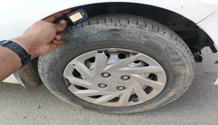 2019 Hyundai NEW SANTRO MAGNA, Petrol, Manual, 32,564 km, tyre