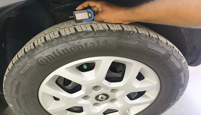 2014 Renault Duster 110 PS RXL 4X4 MT DIESEL, Diesel, Manual, 1,51,520 km, tyre