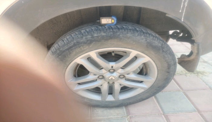 2023 Renault TRIBER RXZ, Petrol, Manual, 39,344 km, tyre