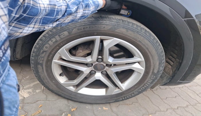 2018 Audi Q5 35 TDI PREMIUM PLUS, Diesel, Automatic, 58,346 km, tyre