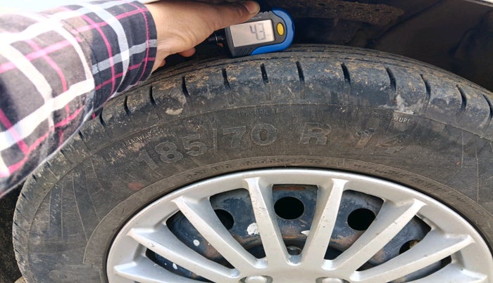 2015 Hyundai Elite i20 SPORTZ 1.4 CRDI, Diesel, Manual, 88,563 km, tyre