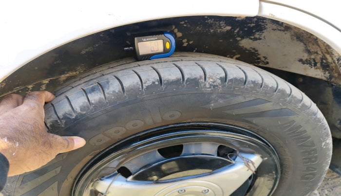 2021 Maruti Eeco 5 STR WITH A/C+HTR CNG, CNG, Manual, 79,636 km, tyre