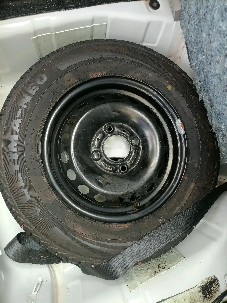 2020 Tata Tiago XZ PETROL, Petrol, Manual, 66,304 km, tyre
