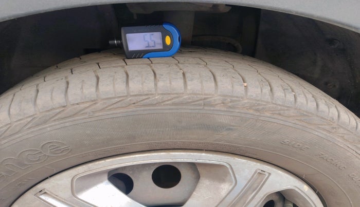 2019 Tata NEXON XMA PETROL, Petrol, Automatic, 64,212 km, tyre