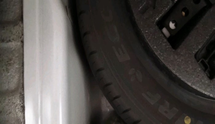 2024 Volkswagen VIRTUS TOPLINE TSI 1.0 AT, Petrol, Automatic, 12,058 km, tyre