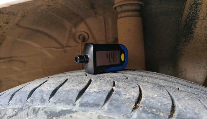 2019 Hyundai Grand i10 ASTA 1.2 KAPPA VTVT, Petrol, Manual, 56,875 km, tyre