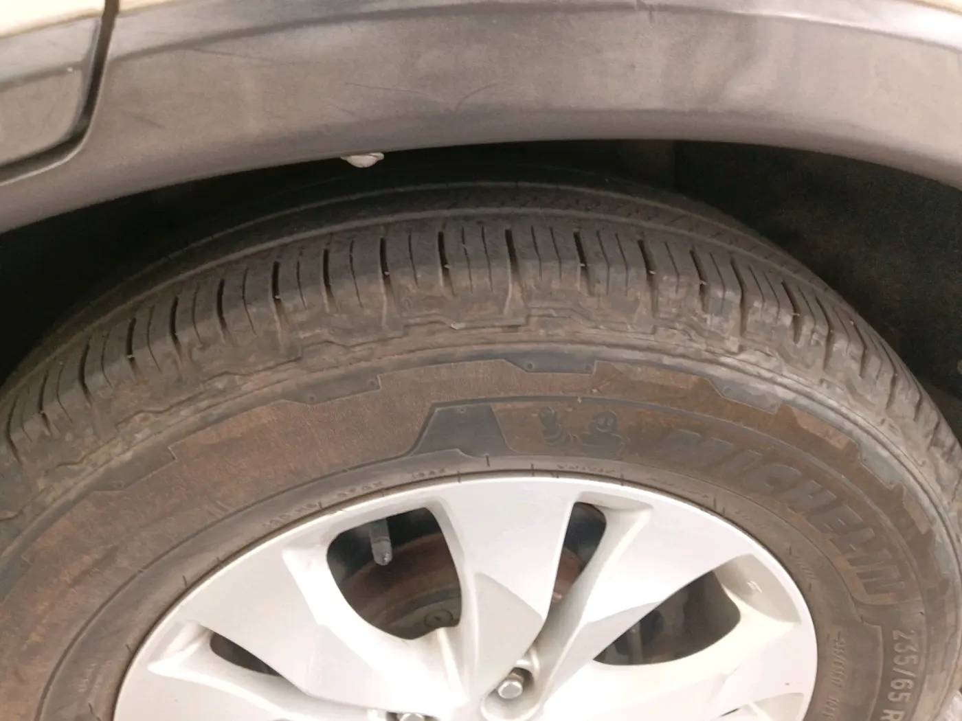 2013 Honda CRV 2.4 AWD AT, Petrol, Automatic, 1,67,641 km, tyre