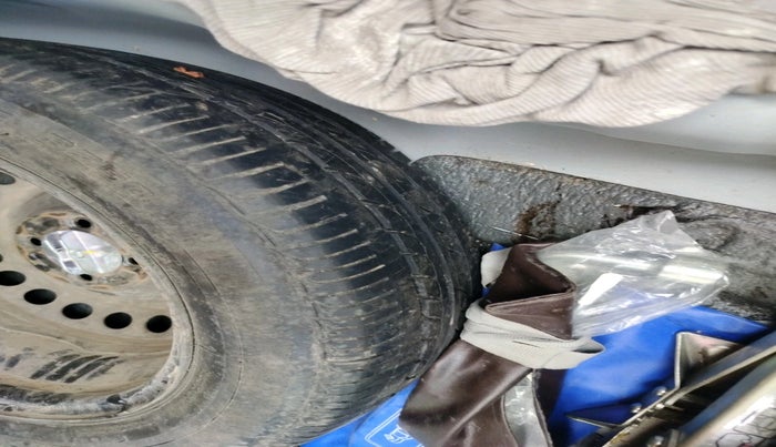 2016 Honda City 1.5L I-VTEC SV, Petrol, Manual, 34,083 km, tyre