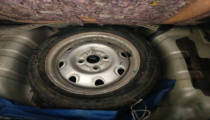 2018 Maruti Alto K10 LXI, Petrol, Manual, 87,861 km, tyre