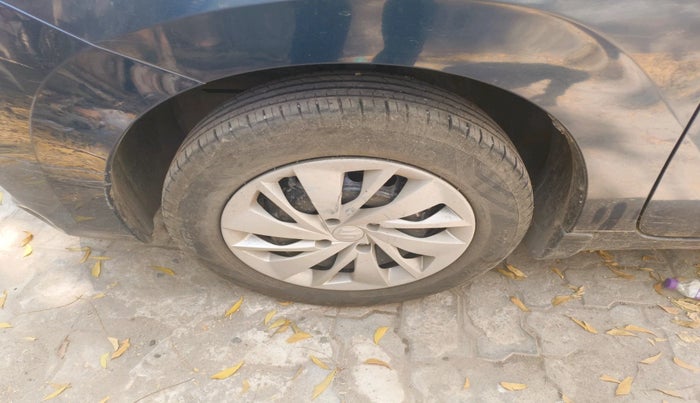 2024 Maruti Baleno DELTA PETROL 1.2, Petrol, Manual, 30,167 km, tyre