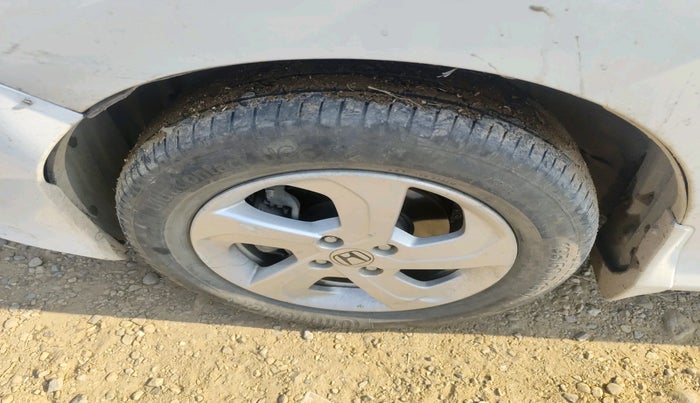 2016 Honda City 1.5L I-DTEC V, Diesel, Manual, 93,934 km, tyre