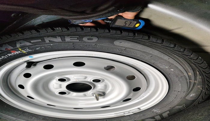 2024 Maruti Alto K10 LXI, Petrol, Manual, 1,702 km, tyre